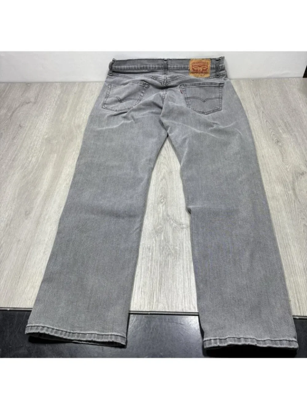LEVIS 559 Men’s Relaxed Gray Straight Leg Jeans Size 34x32